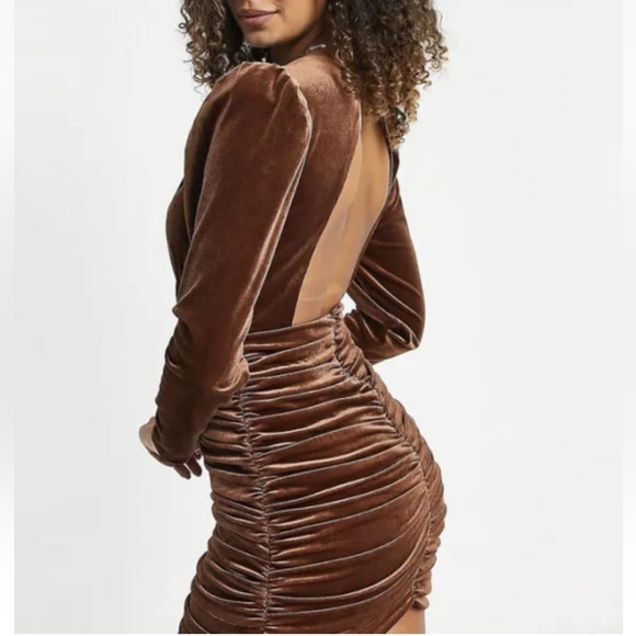 Collective the Label Velvet Ruched Mini Dress chocolate brown - Picture 3 of 8